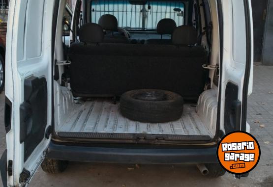 Utilitarios - Renault Kangoo 2015 Nafta 170000Km - En Venta