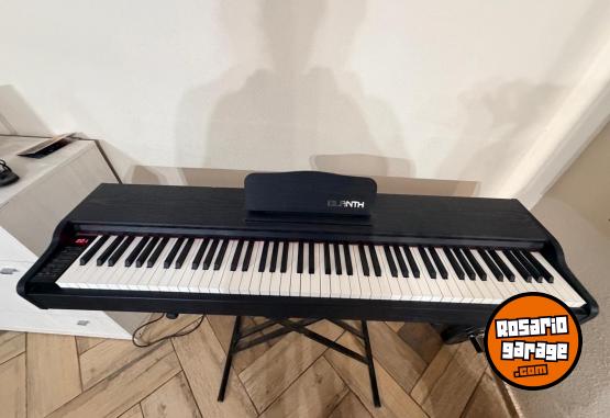 Instrumentos Musicales - Piano Digital 88 Teclas Sensitivas Blanth Bl180 con soporte - En Venta