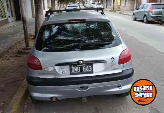 Autos - Peugeot 2000 2000 Nafta 324450Km - En Venta