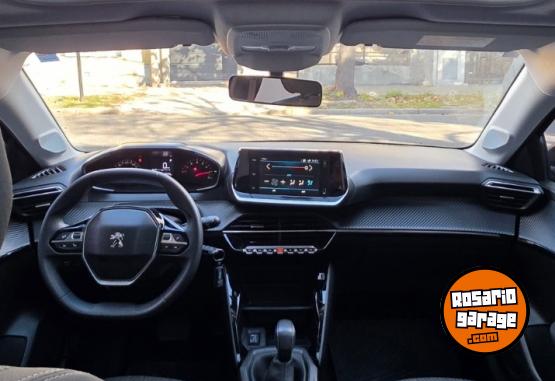 Autos - Peugeot 208 2022 Nafta 45000Km - En Venta