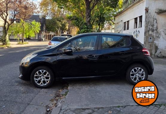 Autos - Peugeot 208 2015 Nafta - En Venta