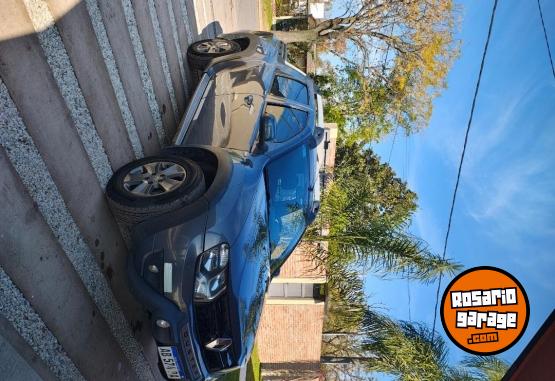 Camionetas - Renault Oroch outsider pus 2.0 2017 GNC 180000Km - En Venta