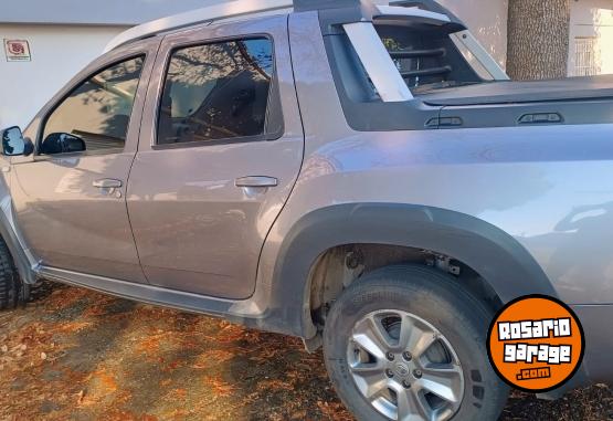 Camionetas - Renault DUSTER OROCH OUTSIDER 2.0 2021 GNC 128000Km - En Venta