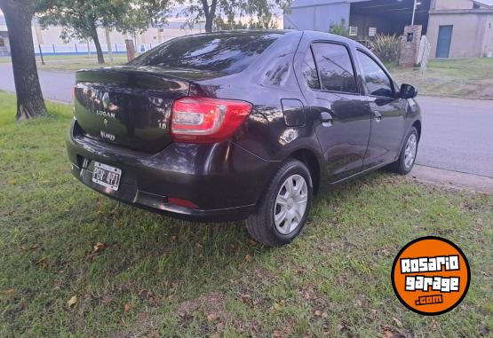 Autos - Renault logan 2015 GNC 140000Km - En Venta