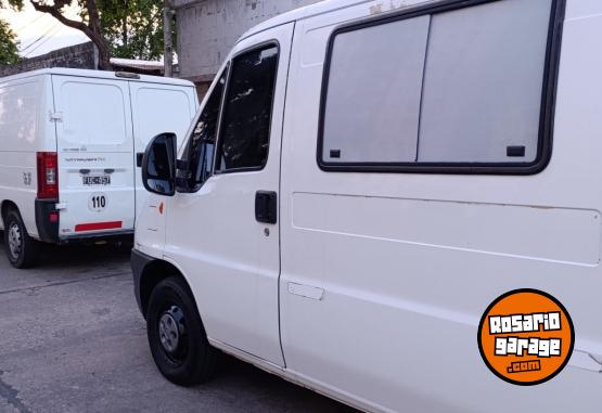Utilitarios - Peugeot Boxer 2006 Diesel 352000Km - En Venta