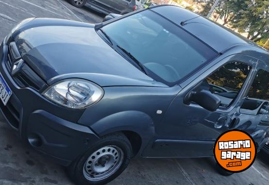 Utilitarios - Renault Renault Kangoo II 1.6 2016 GNC 175500Km - En Venta