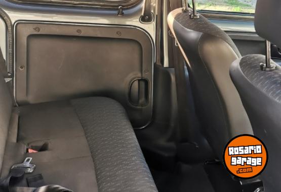 Utilitarios - Renault Renault Kangoo II 1.6 2016 GNC 175500Km - En Venta