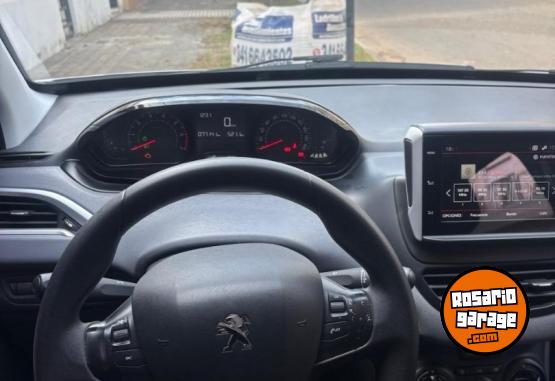 Autos - Peugeot 208 2019 Nafta 77000Km - En Venta