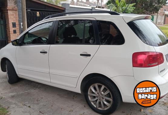 Autos - Volkswagen Suran Trendline 1.6 2014 Nafta 180000Km - En Venta