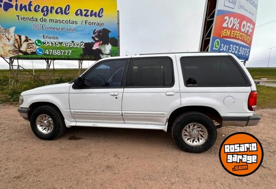 Camionetas - Ford Explorer 99 XLT 1999 GNC 111111Km - En Venta