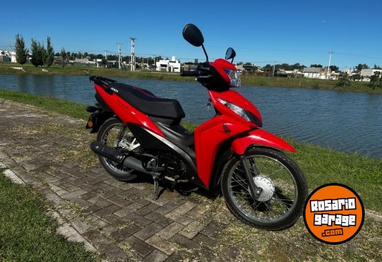 Motos - Honda Wave 110s 2025 Nafta 8500Km - En Venta