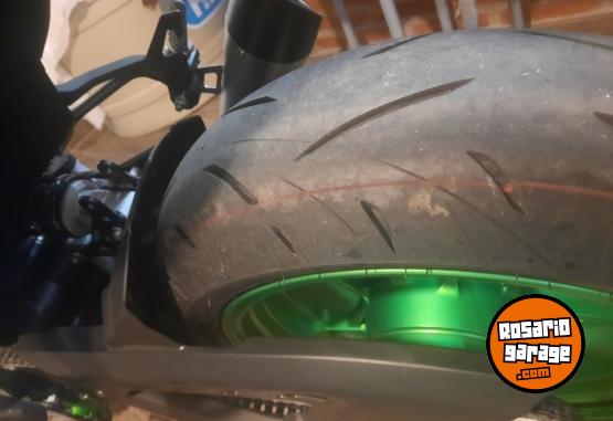 Motos - Kawasaki Z900 2024 Nafta 2000Km - En Venta