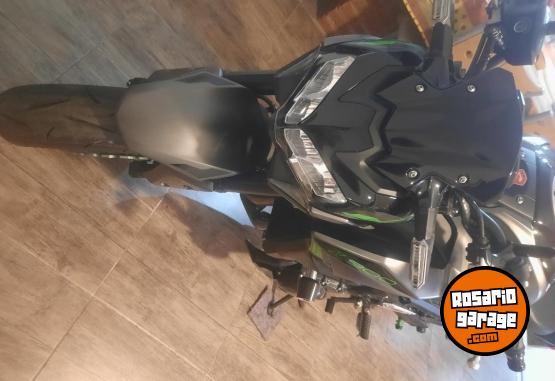 Motos - Kawasaki Z900 2024 Nafta 2000Km - En Venta