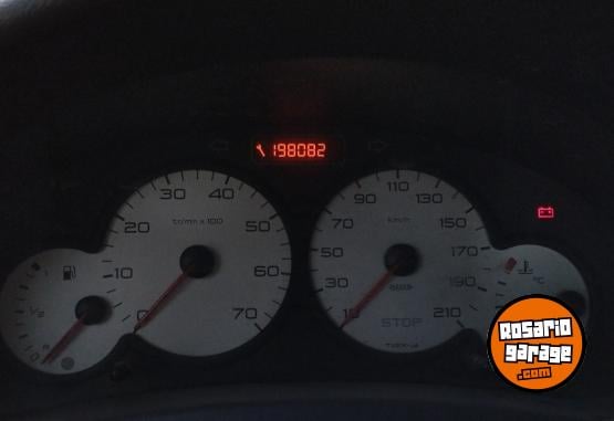 Utilitarios - Citroen Berlingo furgón 1.4 nafta 2012 Nafta 198082Km - En Venta