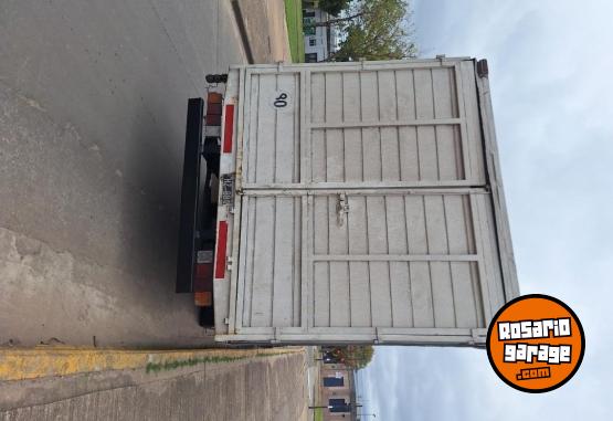 Camiones y Grúas - Agrale 9200 - En Venta