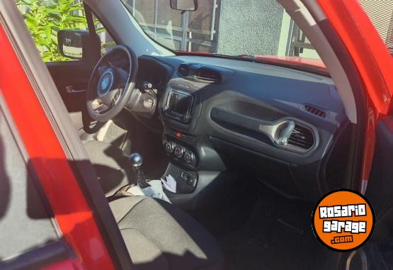 Autos - Chrysler Jeep Renegade Sport 2016 Nafta 170000Km - En Venta