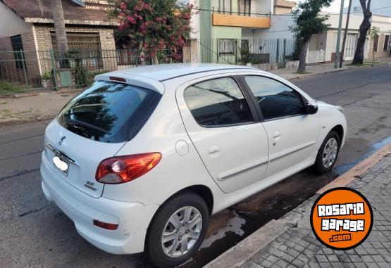 Autos - Peugeot 207 2013 Nafta - En Venta