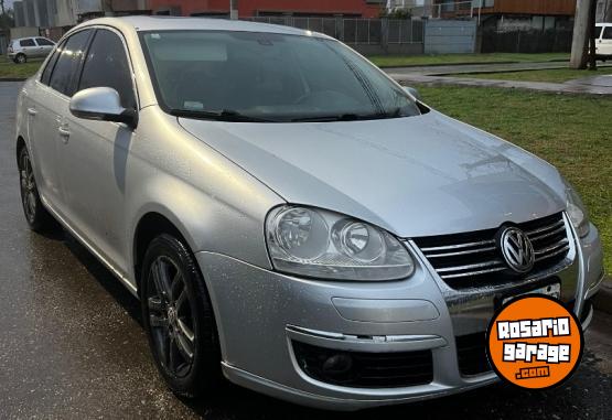 Autos - Volkswagen VENTO 2.5 LUXURY WOOD 2008 Nafta 158000Km - En Venta