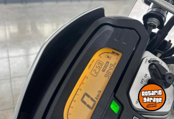 Motos - Honda FALCON 400CC 2015 Nafta 9849Km - En Venta