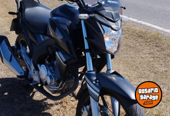 Motos - Honda CB 250 2023 Nafta 30000Km - En Venta