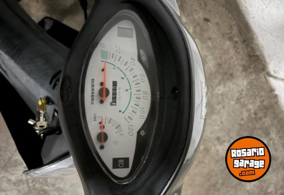 Motos - Guerrero Trip full 110 2020 Nafta 9200Km - En Venta