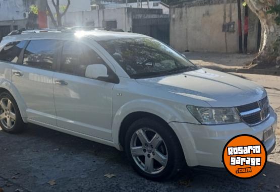Camionetas - Dodge Journey RT 2010 Nafta 132000Km - En Venta