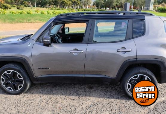Camionetas - Jeep RENEGADE TRAILHAWK 2.0 TD 2018 Diesel 120000Km - En Venta