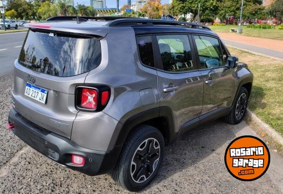 Camionetas - Jeep RENEGADE TRAILHAWK 2.0 TD 2018 Diesel 120000Km - En Venta