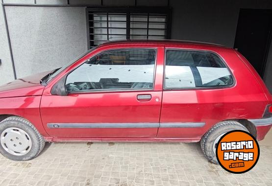 Autos - Renault Clio RL 1999 Nafta 61000Km - En Venta