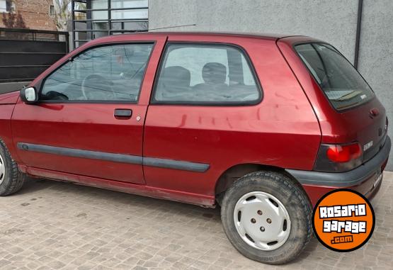 Autos - Renault Clio RL 1999 Nafta 61000Km - En Venta