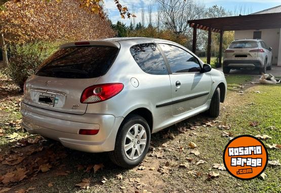 Autos - Peugeot 207 compact 2013 Nafta 104000Km - En Venta