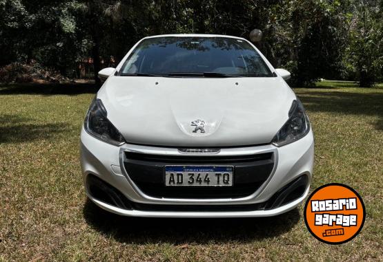 Autos - Peugeot 208 2019 Nafta 80000Km - En Venta
