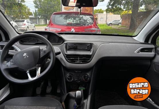 Autos - Peugeot 208 2019 Nafta 80000Km - En Venta