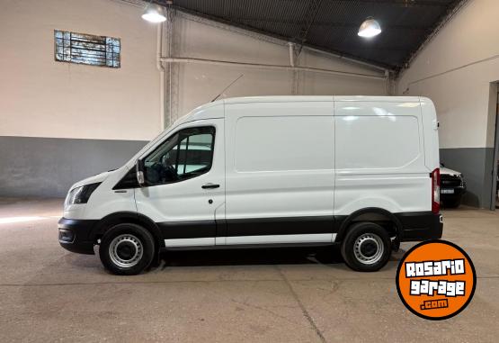 Utilitarios - Ford TRANSIT L1H1 2025 Diesel 70000Km - En Venta