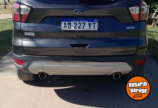 Autos - Ford KUGA 2018 Nafta 85000Km - En Venta