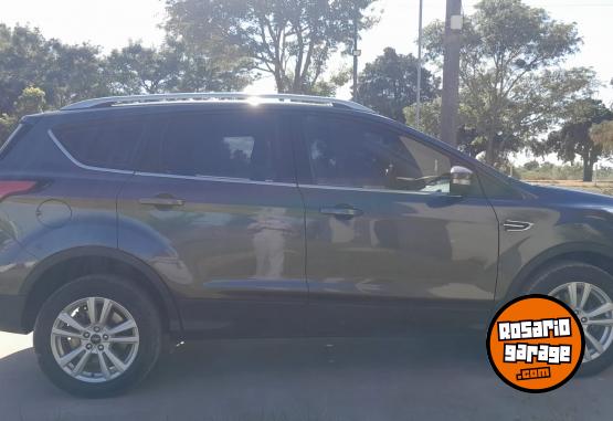 Autos - Ford KUGA 2018 Nafta 85000Km - En Venta