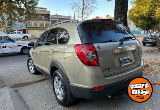 Camionetas - Chevrolet CAPTIVA 2.2 LS 2009 Diesel 180000Km - En Venta