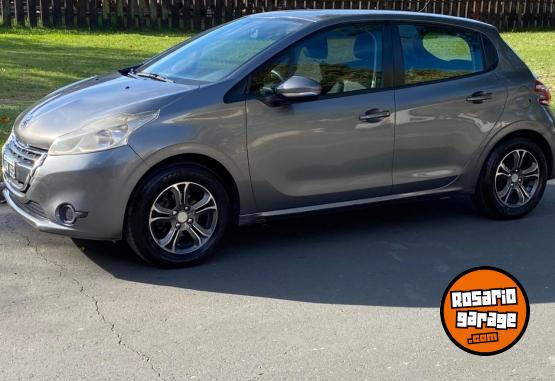 Autos - Peugeot 208 2014 GNC 159000Km - En Venta