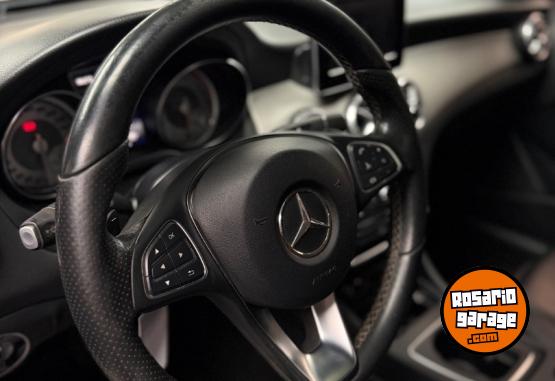 Autos - Mercedes Benz 2017 2017 Nafta 97500Km - En Venta