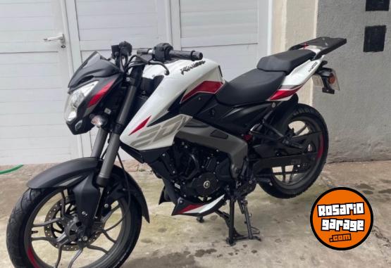 Motos - Bajaj Rouser 2025 Nafta 5000Km - En Venta