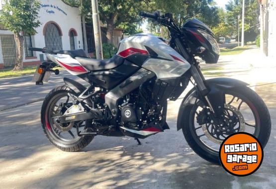 Motos - Bajaj Rouser 2025 Nafta 5000Km - En Venta