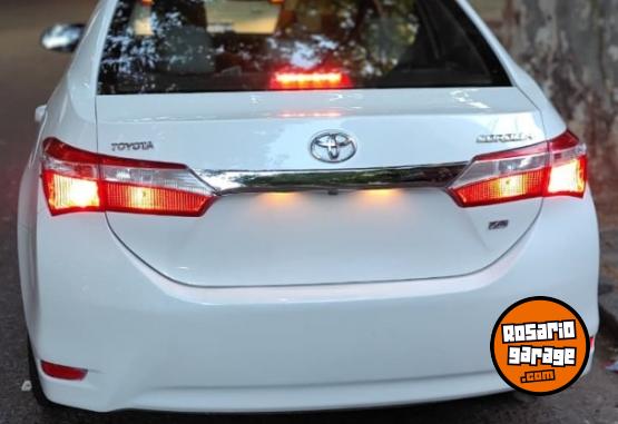 Autos - Toyota Corolla 1.8 XLI 2015 Nafta 154000Km - En Venta