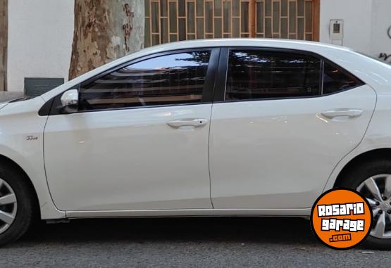 Autos - Toyota Corolla 1.8 XLI 2015 Nafta 154000Km - En Venta