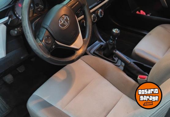 Autos - Toyota Corolla 1.8 XLI 2015 Nafta 154000Km - En Venta