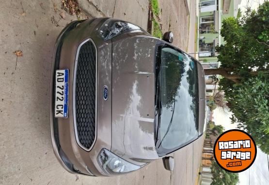 Autos - Ford Ka se 1.5 2019 GNC 116000Km - En Venta