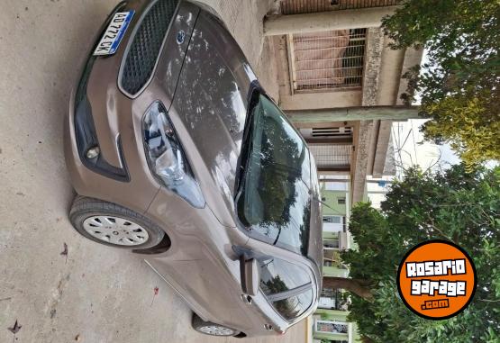 Autos - Ford Ka se 1.5 2019 GNC 116000Km - En Venta