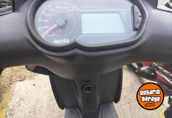 Motos - Aprilia SR 160 2024 Nafta 12500Km - En Venta