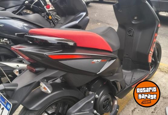 Motos - Aprilia SR 160 2024 Nafta 12500Km - En Venta