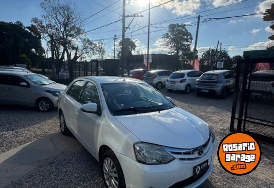 Autos - Toyota ETIOS 1.5 XLS 2015 Nafta - En Venta