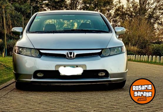 Autos - Honda Civic 2008 Nafta 230000Km - En Venta